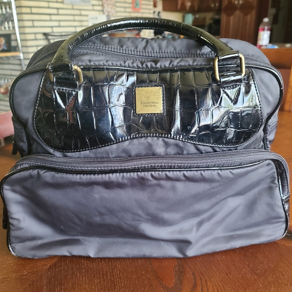 Vera Wang Black Hand Bag - Bowling Bag style
